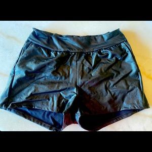 Commando Relaxed Faux Leather Short.
